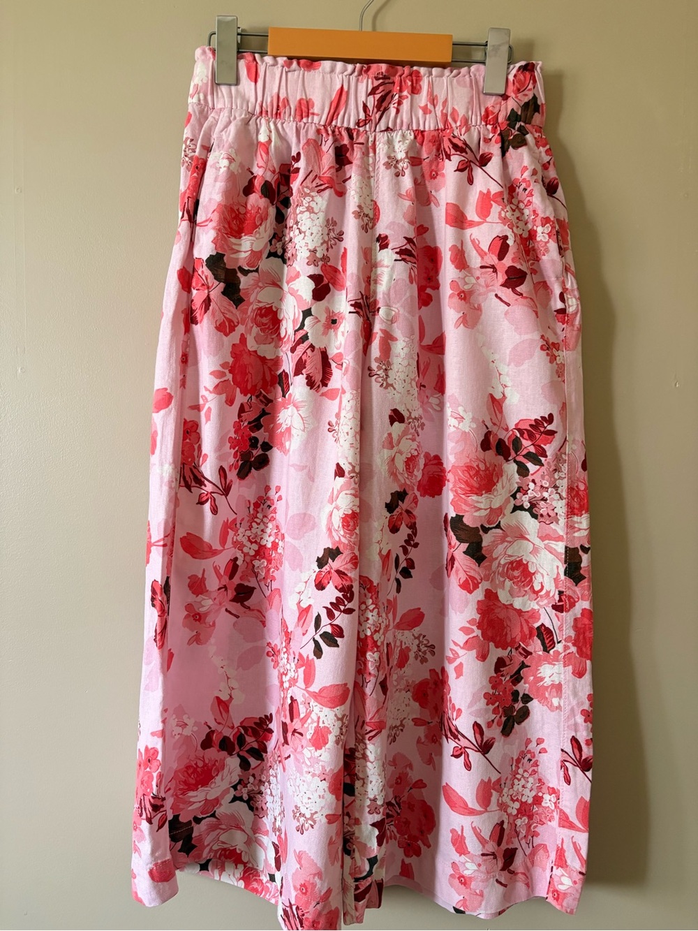 Marks & Spencer Pink Floral Cropped Wide-Leg Pants with pockets